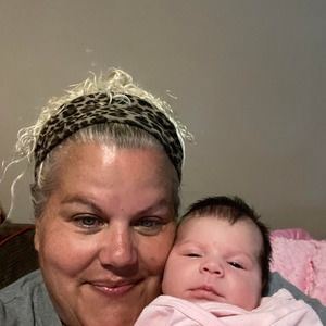 Meet your Posher, Carla